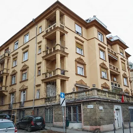 아파트 Keleti Karoly Apartmant *