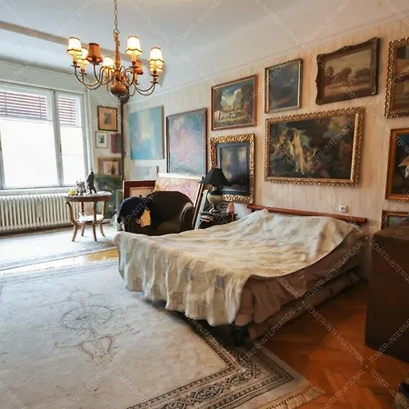 Keleti Karoly Apartmant بودابست